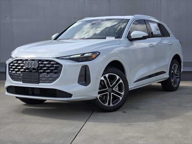 2025 Audi New Q5 Premium's photo