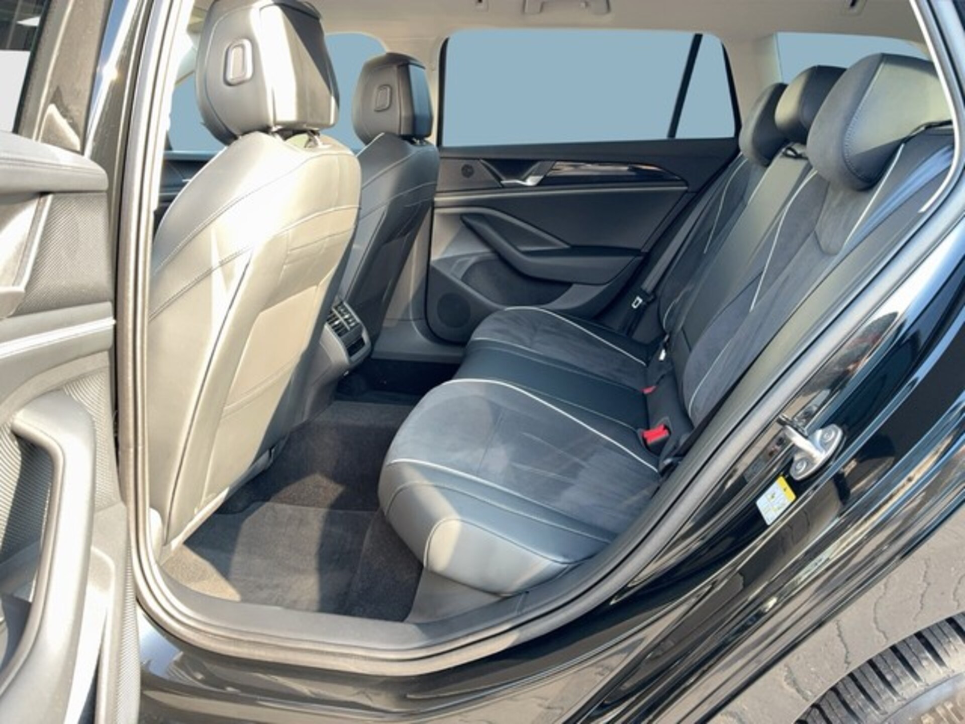Volkswagen Passat Business