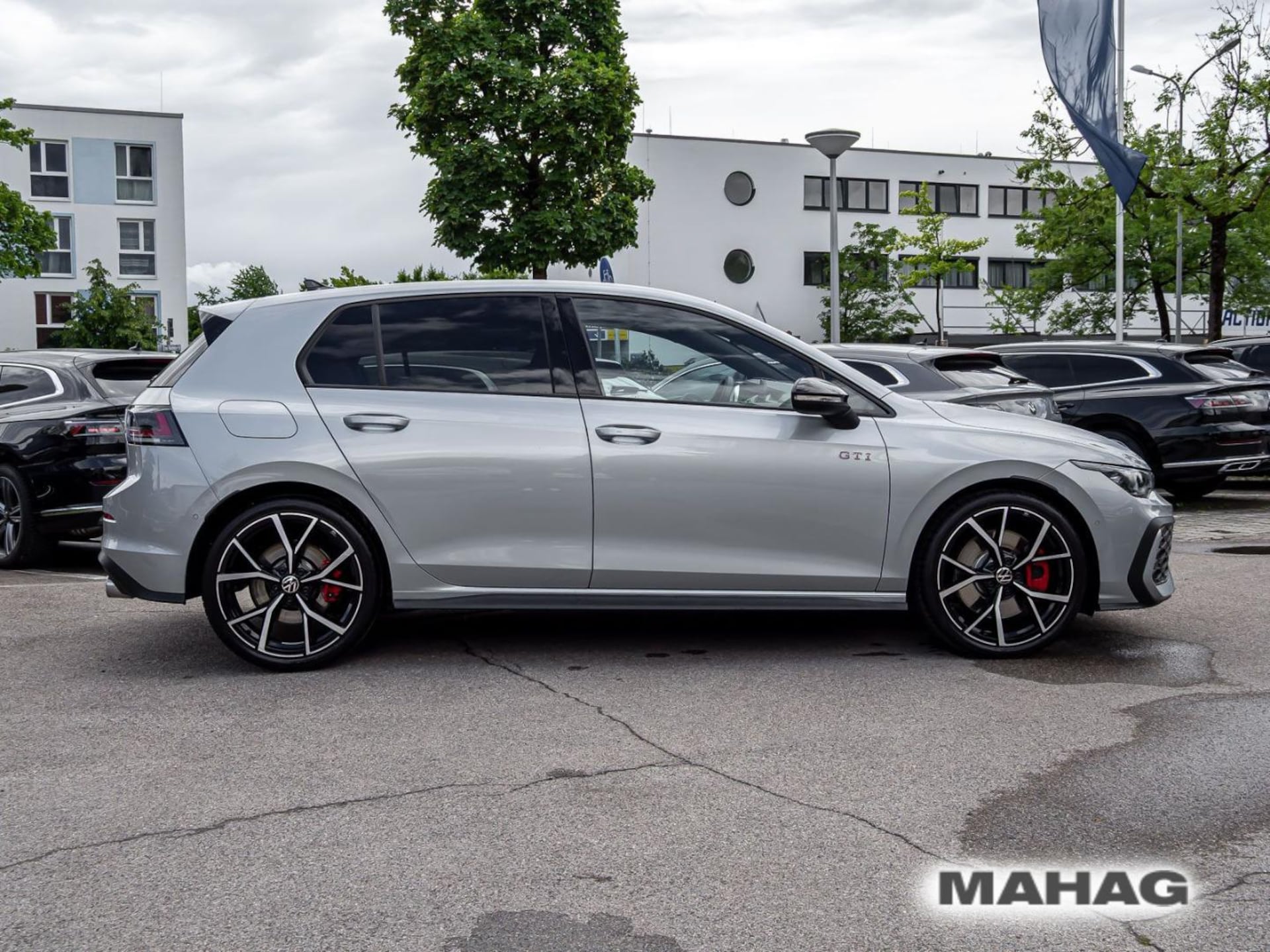 Volkswagen Golf GTI