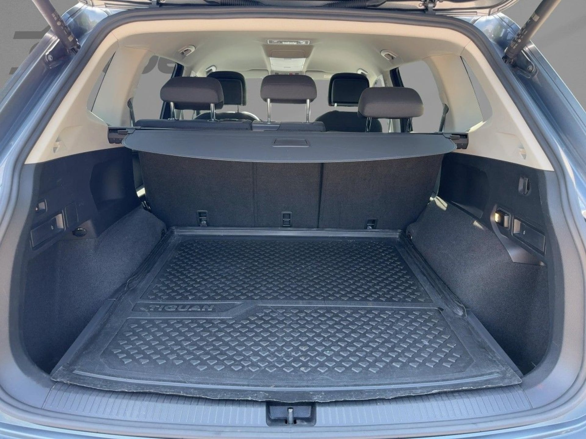 Volkswagen Tiguan Allspace Elegance
