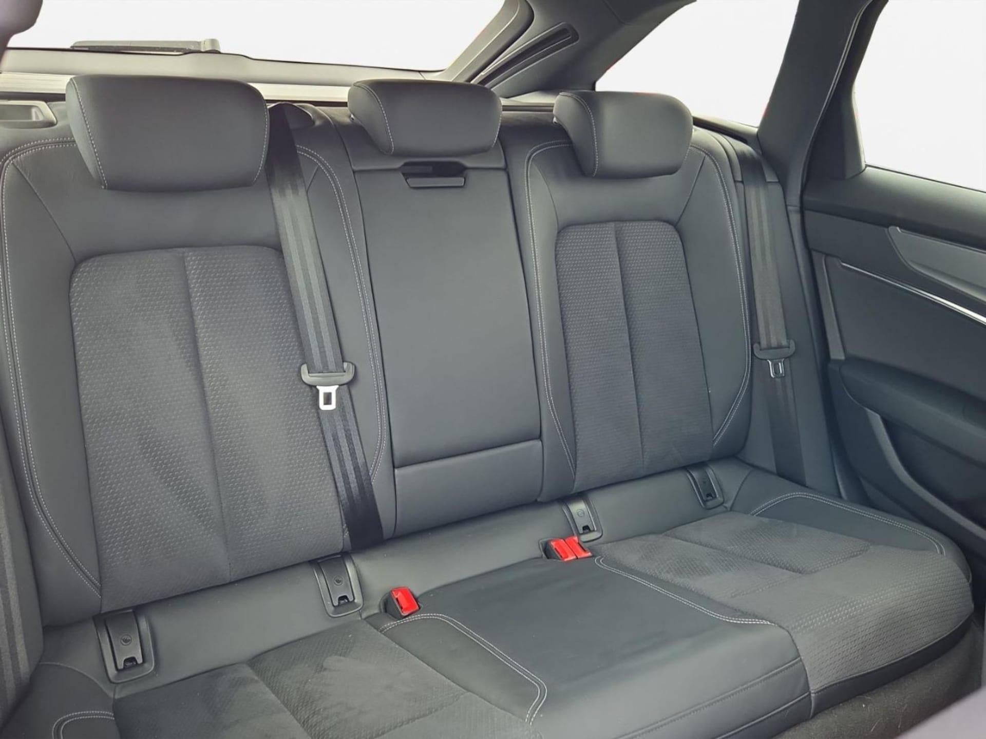 Audi S6 Avant
