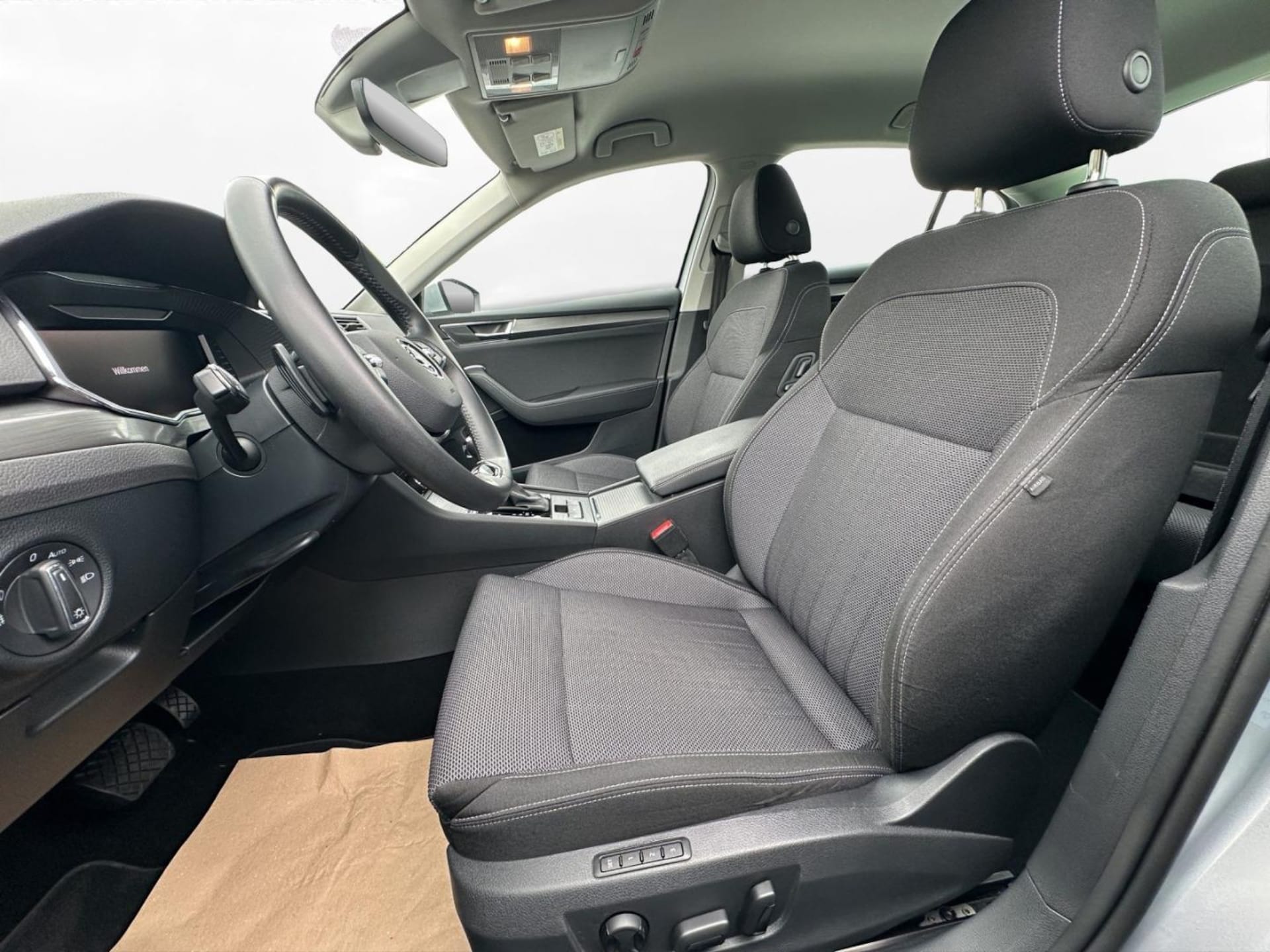 Skoda Superb Style