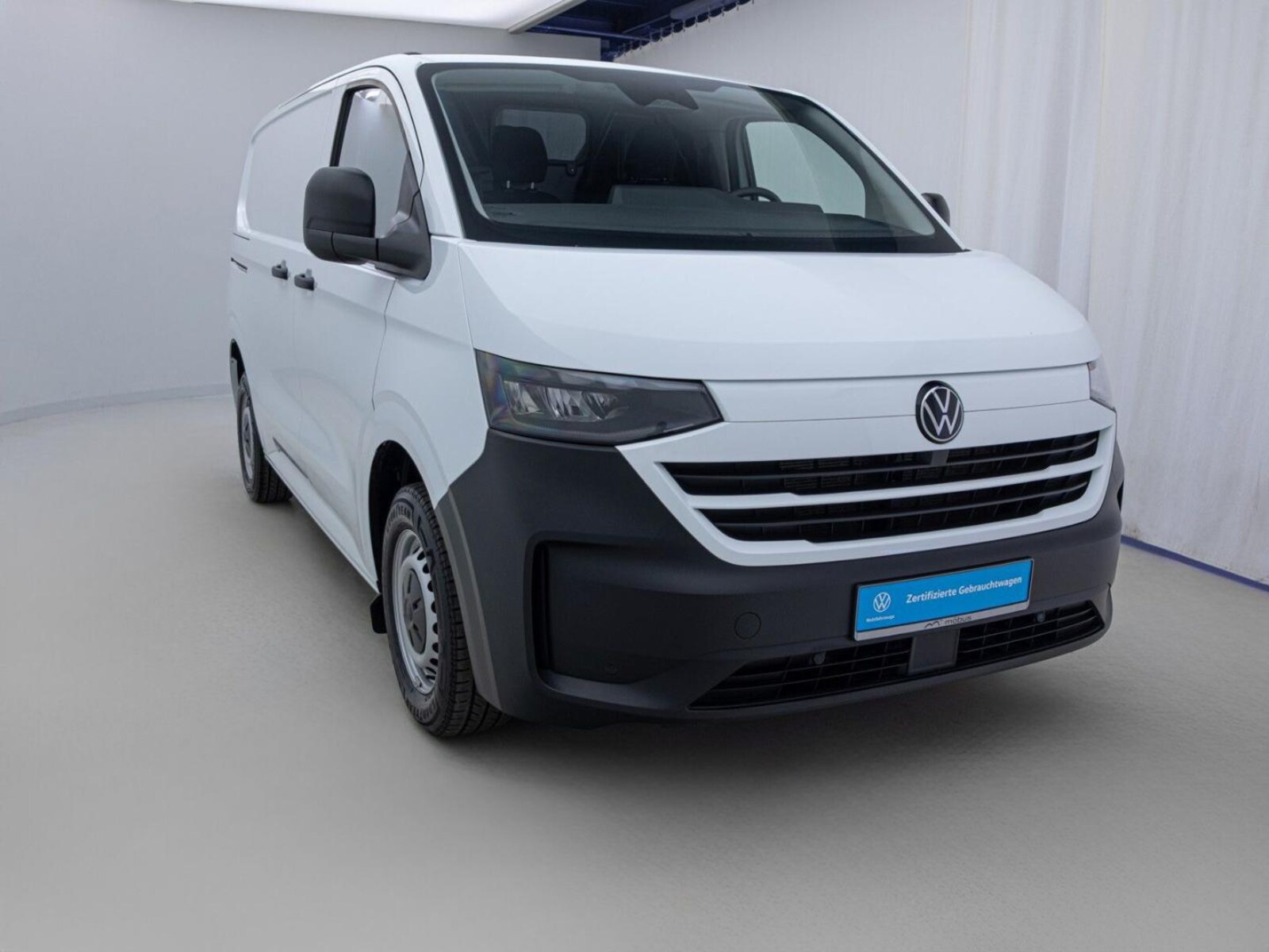 Volkswagen Transporter Kasten kurzer Radstand – Bild 4