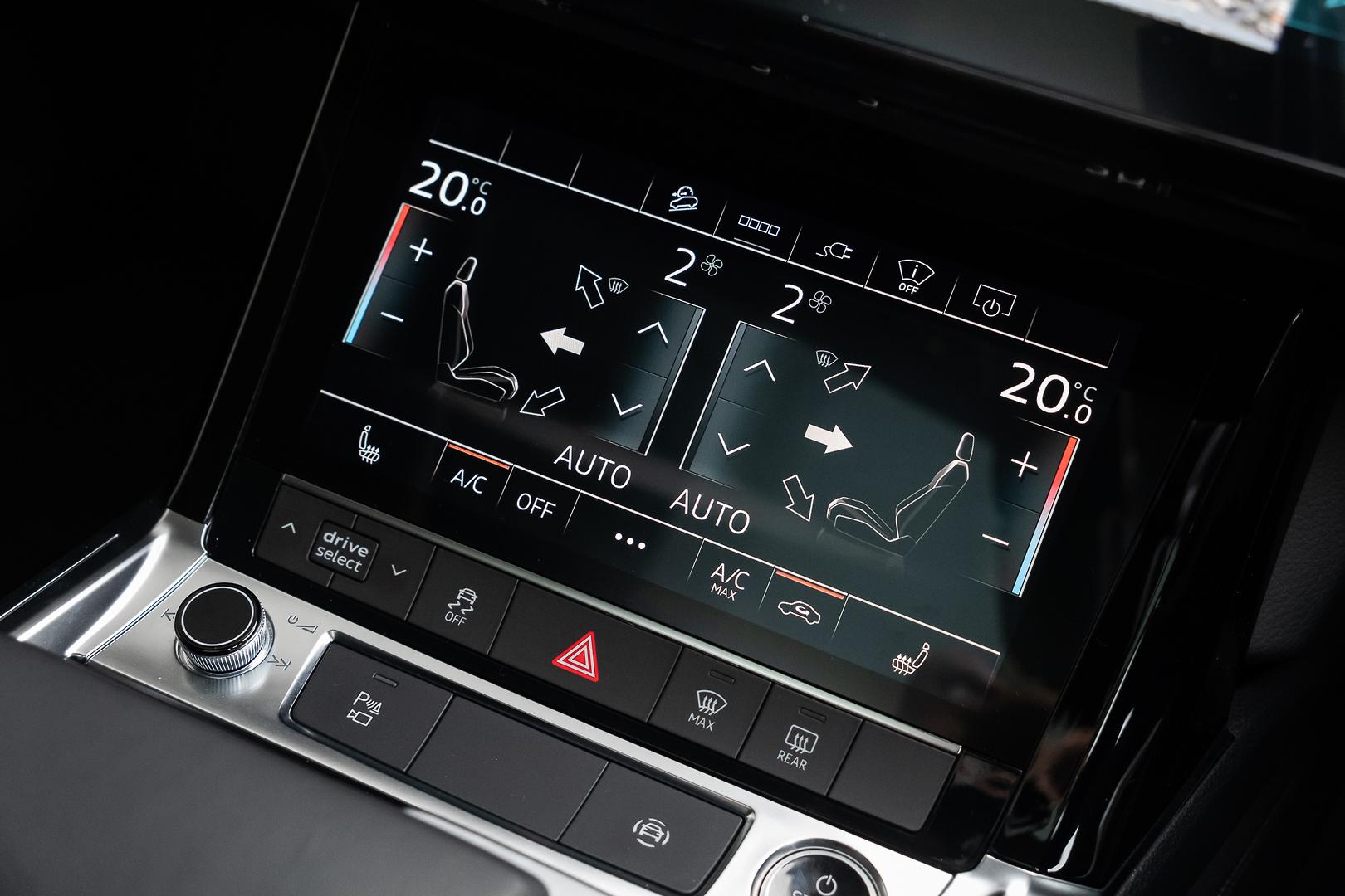 Image about Audi Q8 Sportback e-tron 55 e-tron quattro S line 300,00 kW