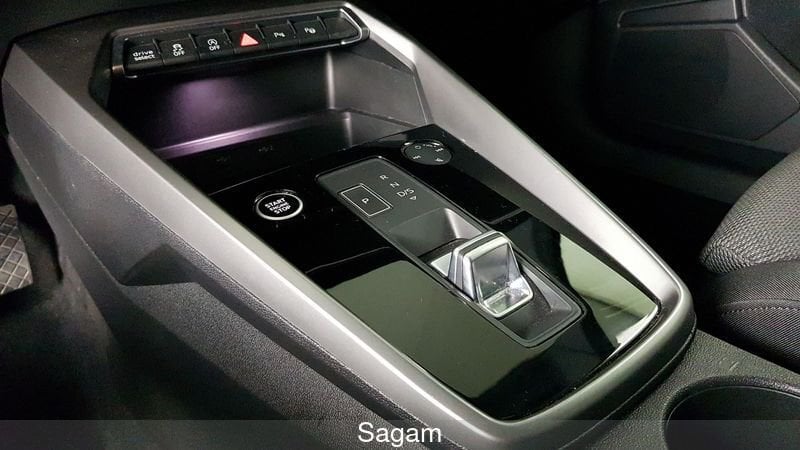 Immagine di Audi A3 Sportback S line edition 35 TDI 110 kW (150 CV) S tronic - Vista: for more details contact your dealer