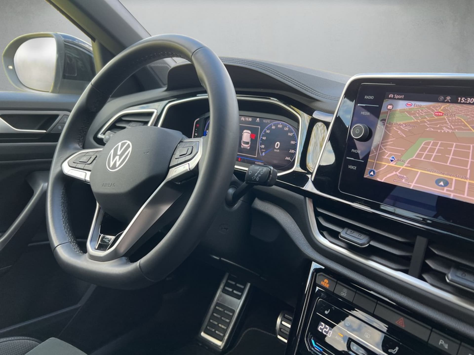 Volkswagen T-Roc R-Line