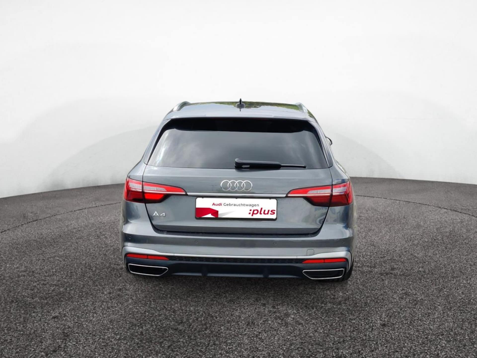 Audi A4 Avant S line