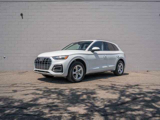 2024 Audi Q5 40 Premium's photo