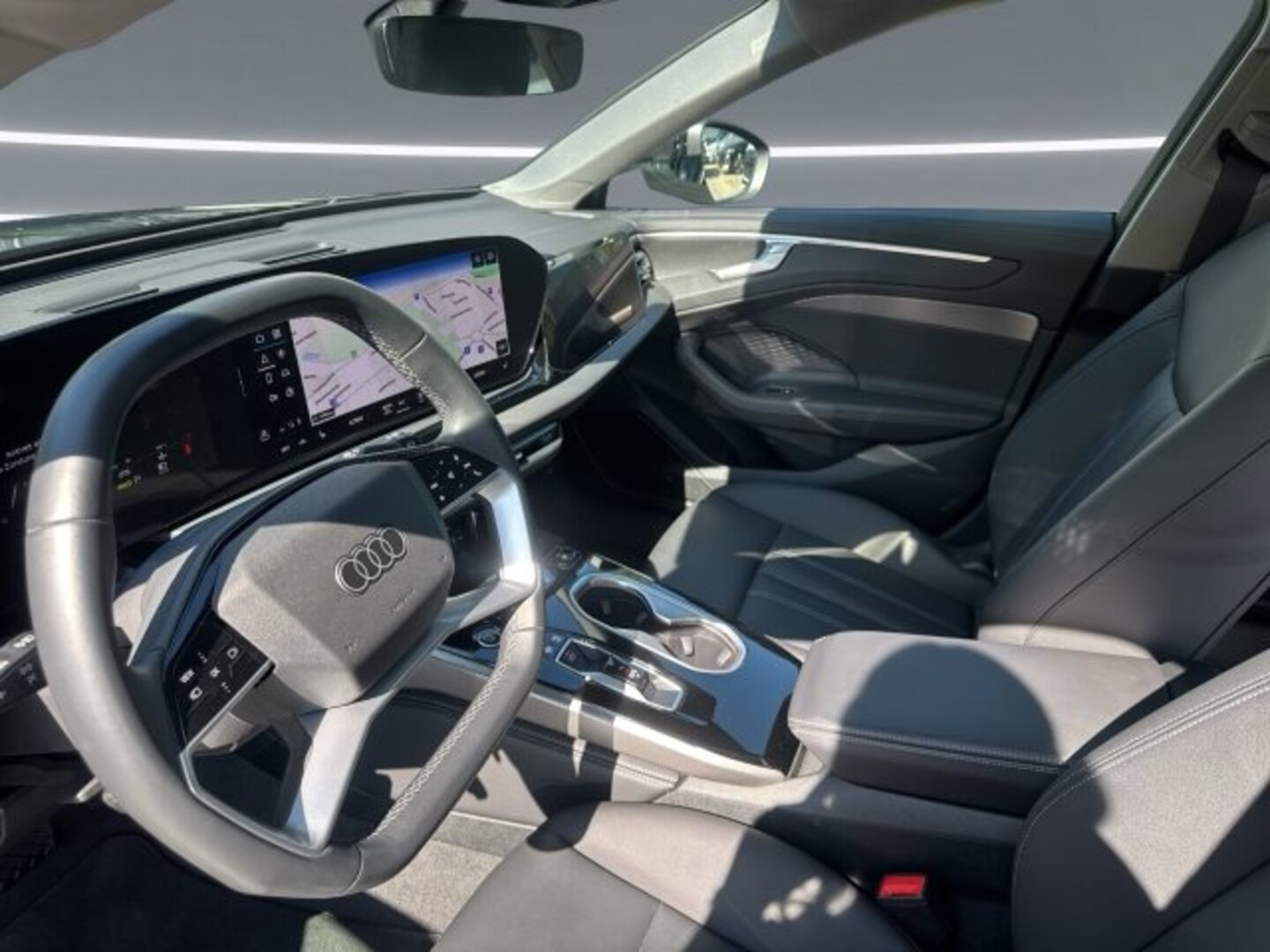 Bild über Audi A6 Avant TDI 150 kW S tronic - für weitere Informationen kontaktieren Sie den Audi Partner