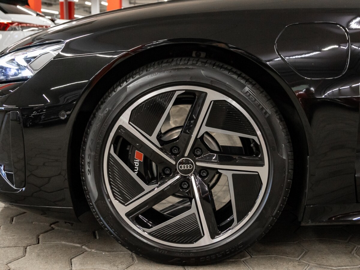 Image about Audi e-tron GT e-tron quattro