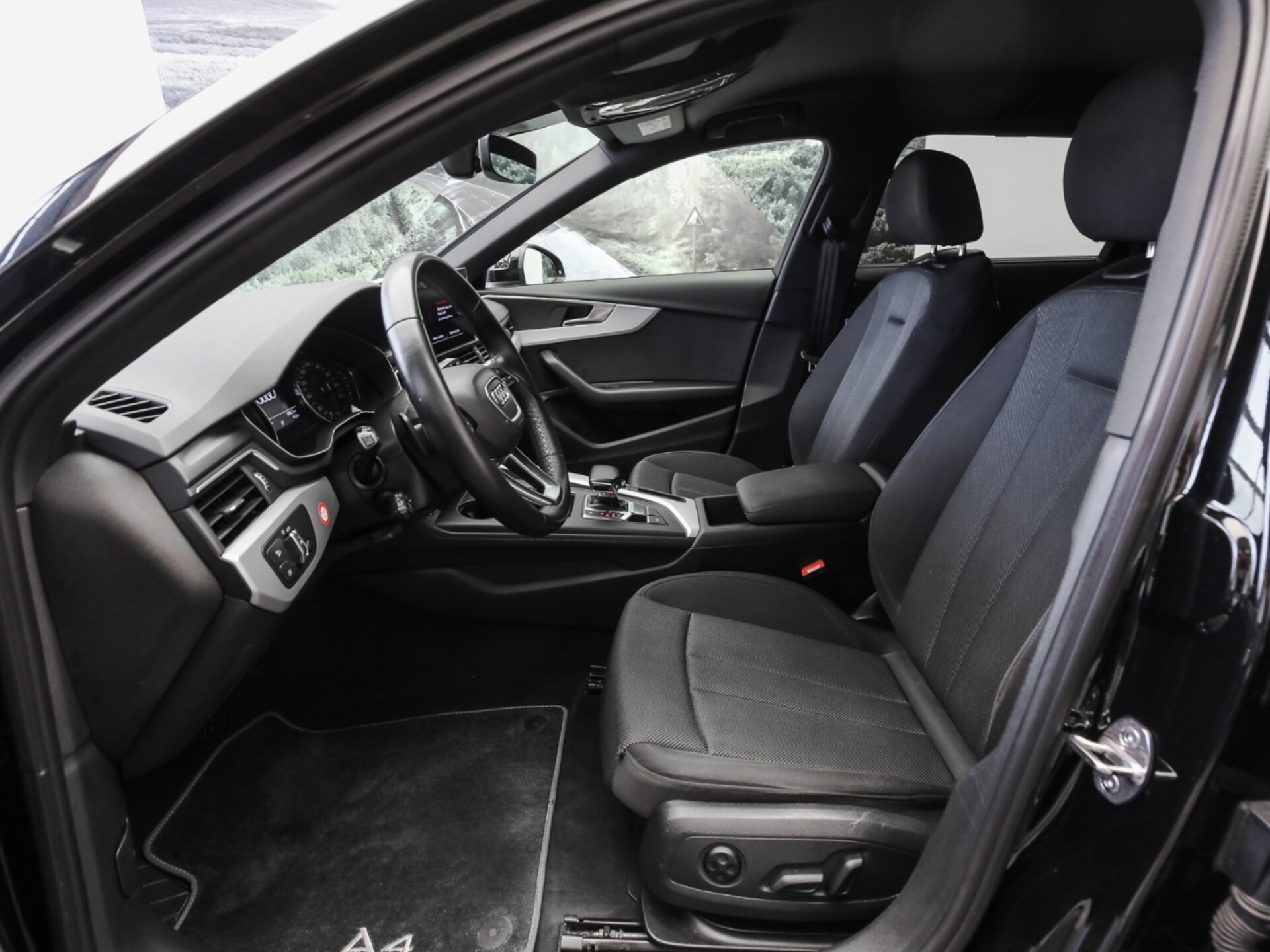 Audi A4 Avant Advanced