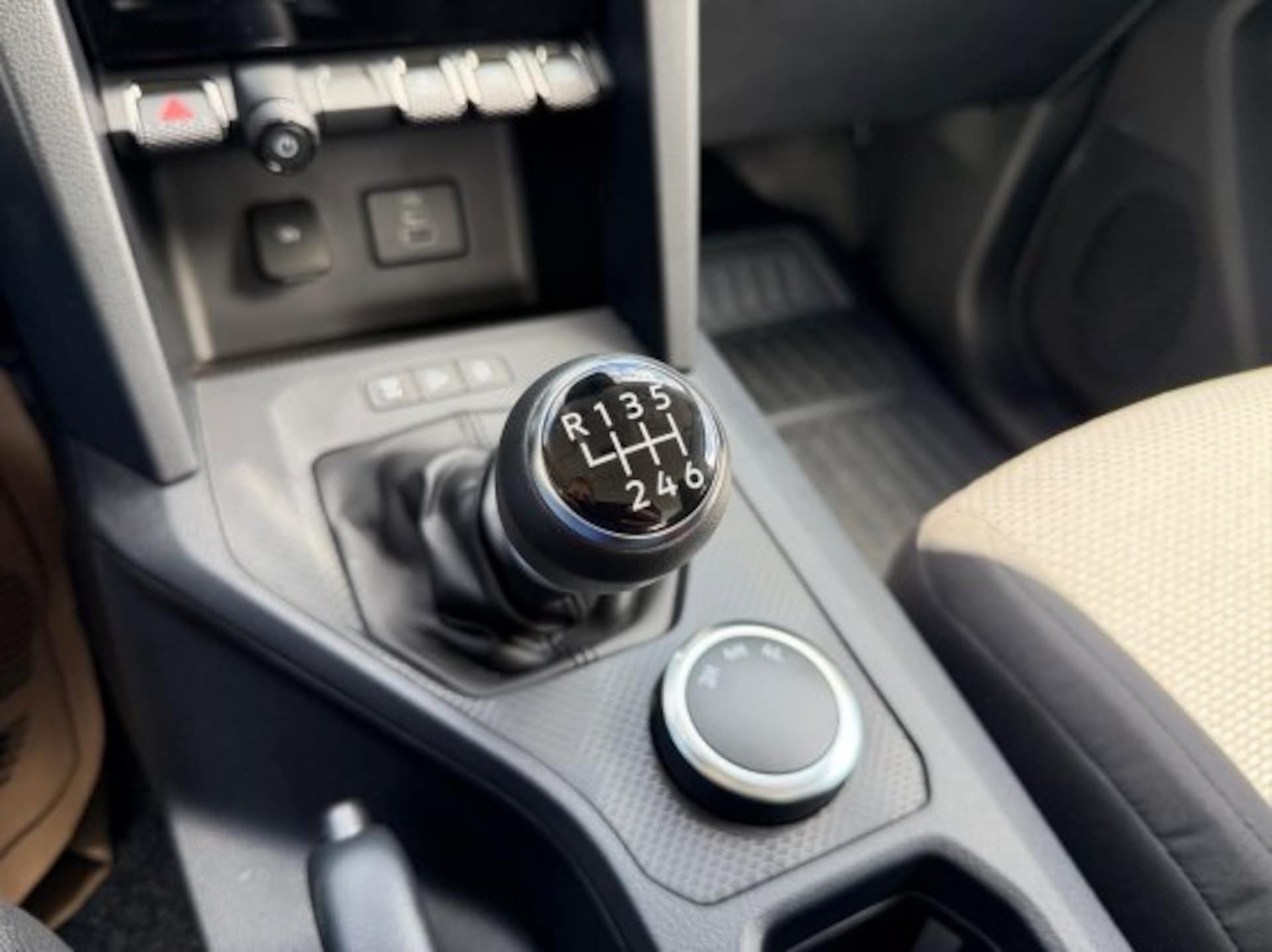 Volkswagen Amarok DoubleCab Basis-Modell