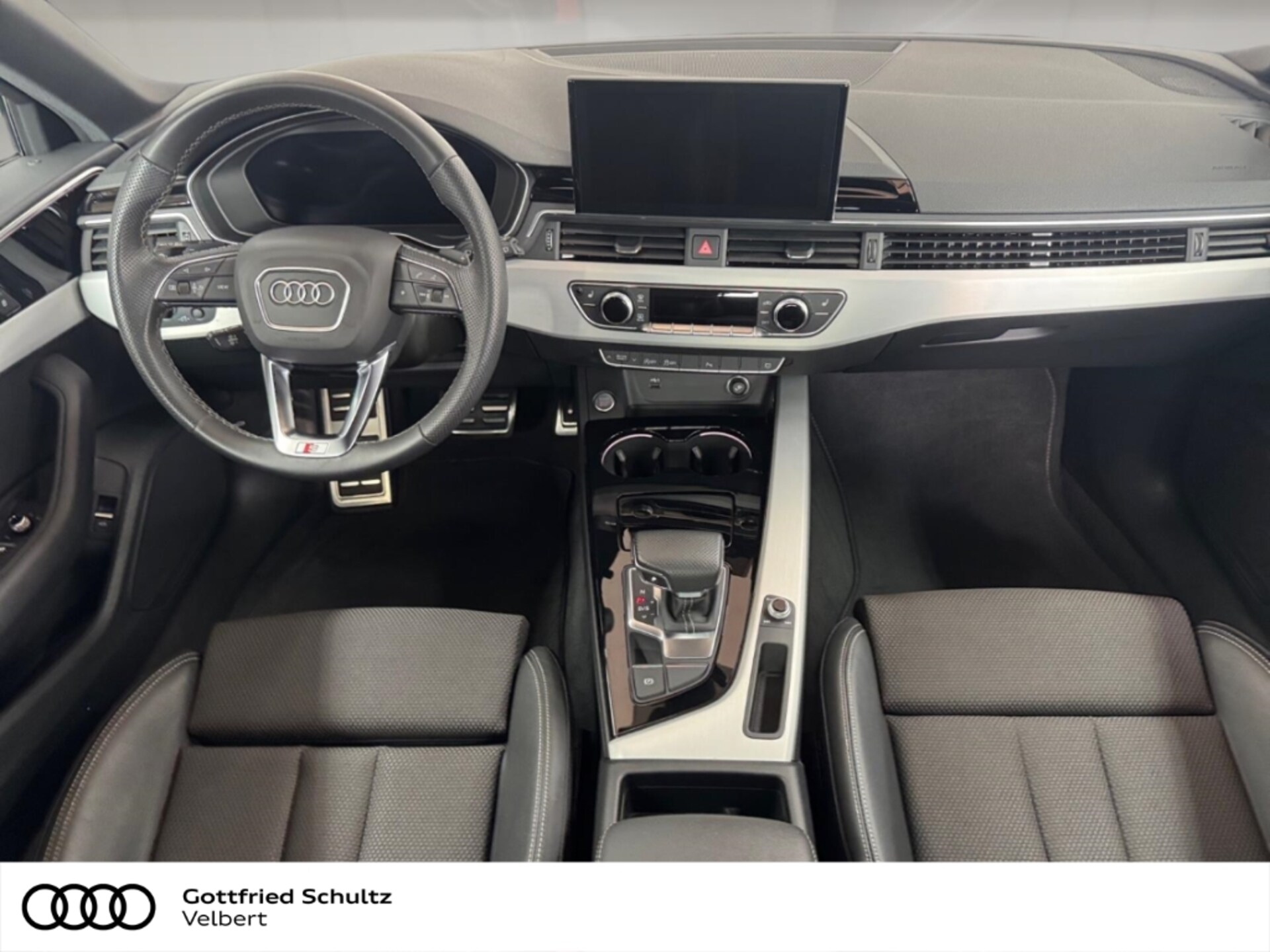 Audi A4 Avant S line