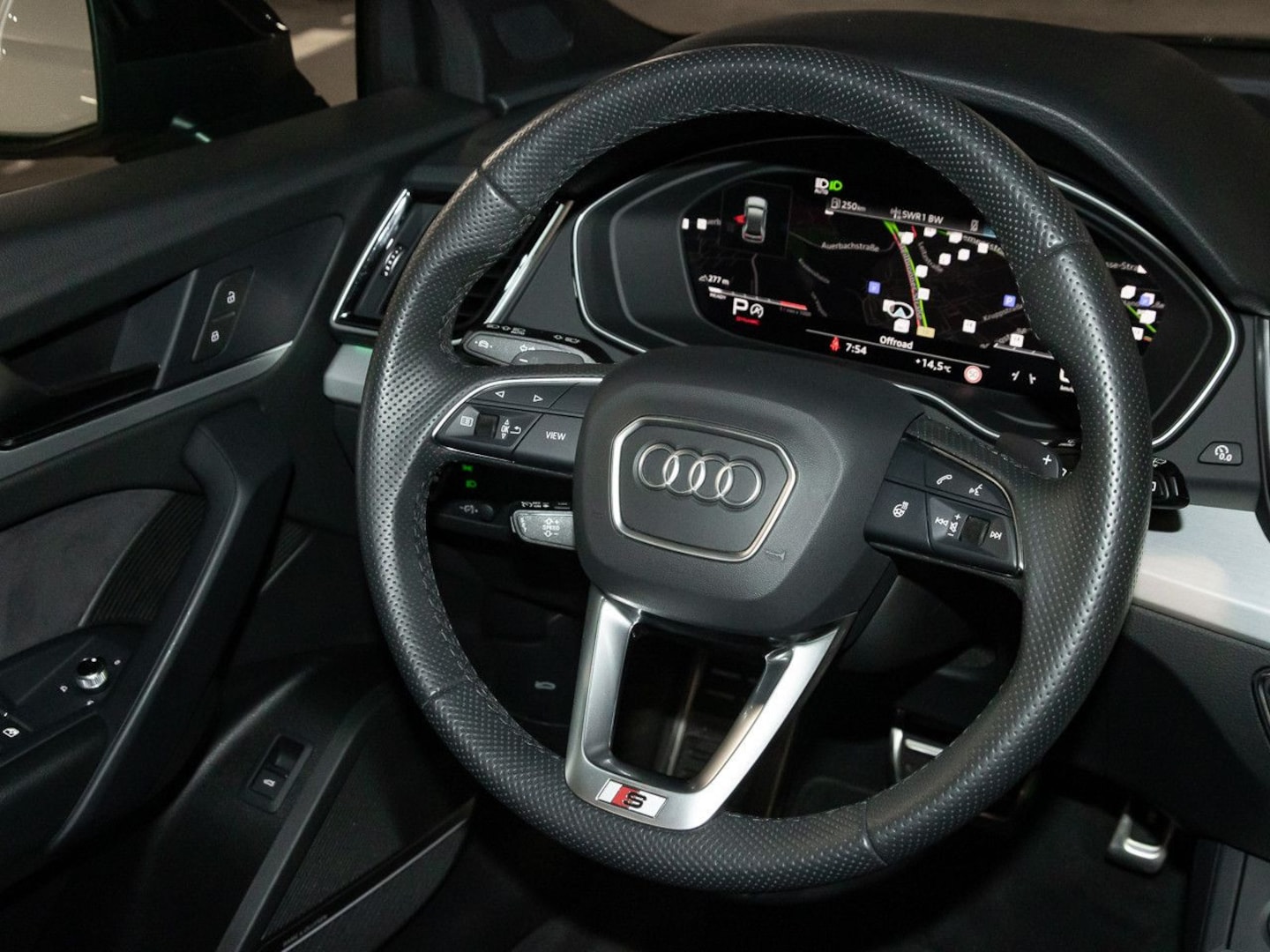 Bild über Audi Q5 40 TFSI quattro S tronic - für weitere Informationen kontaktieren Sie den Audi Partner