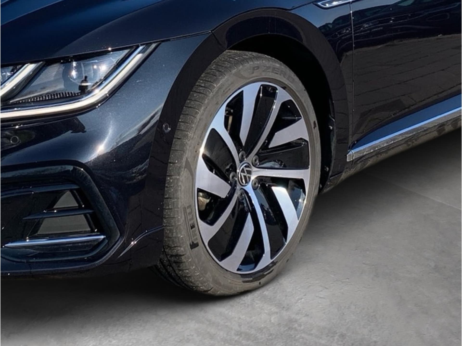 Volkswagen Arteon R-Line