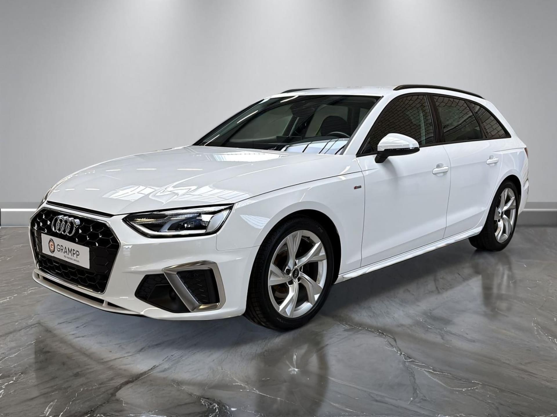 Audi A4 Avant S line