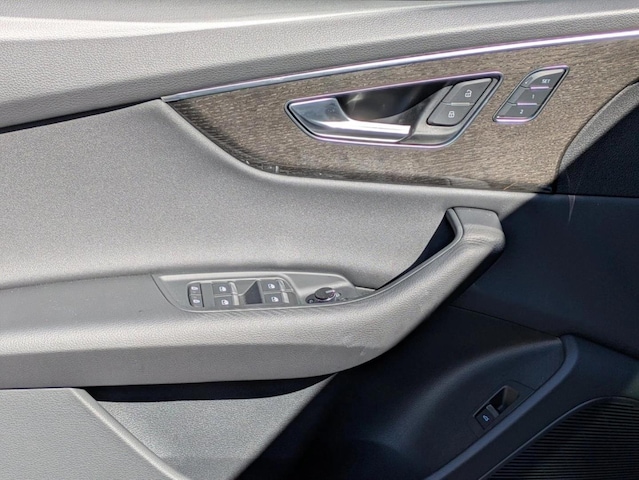 2026 Audi Q8 Premium Plus - Photo 17