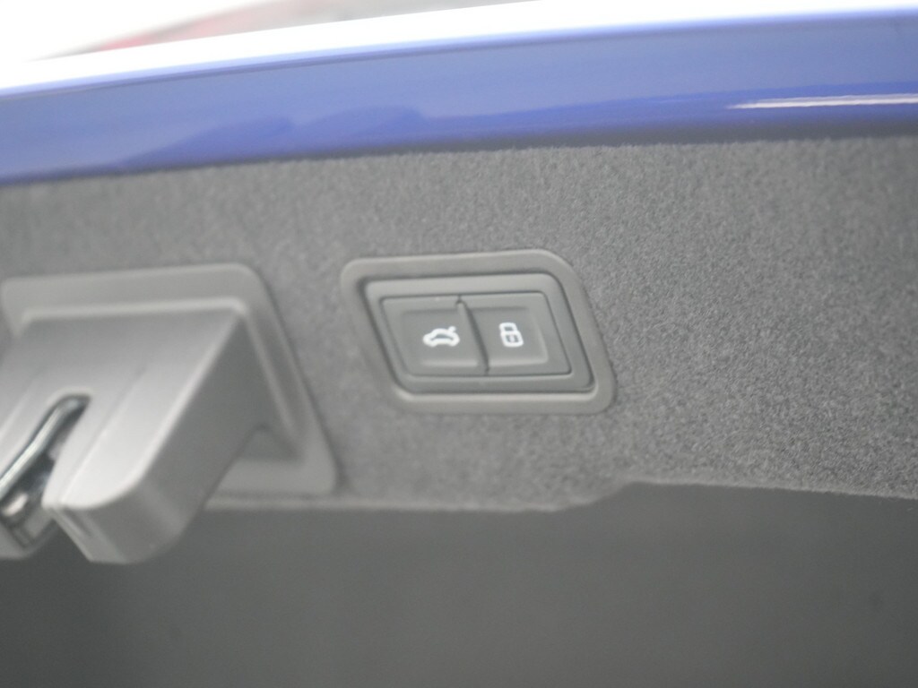 Image about Audi S8 TFSI quattro tiptronic