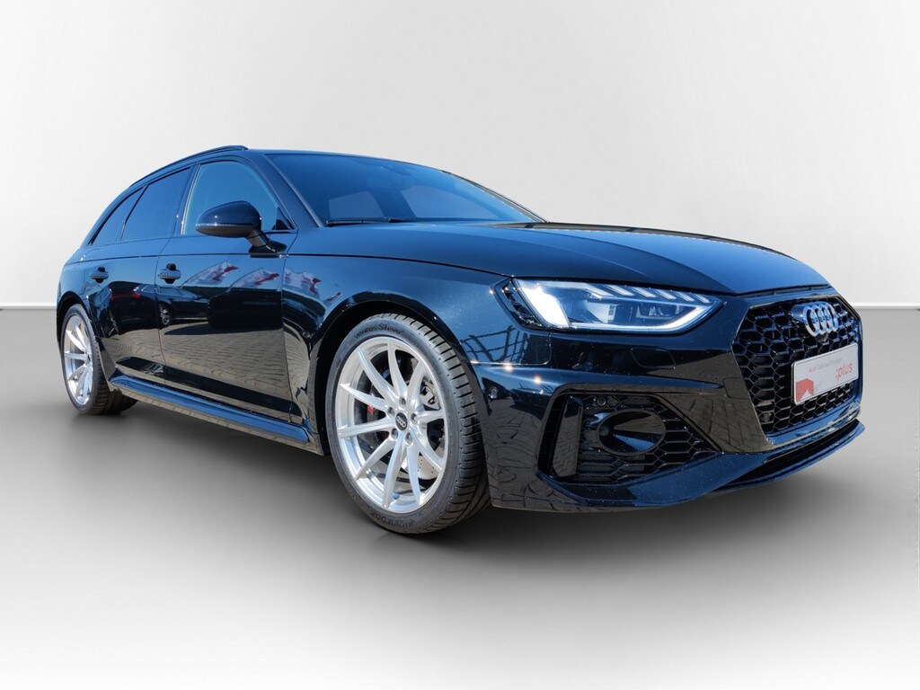 Image about Audi RS 4 Avant TFSI quattro tiptronic