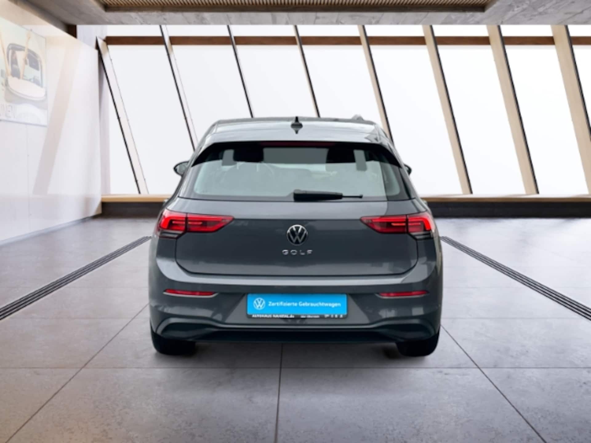 Volkswagen Golf Life