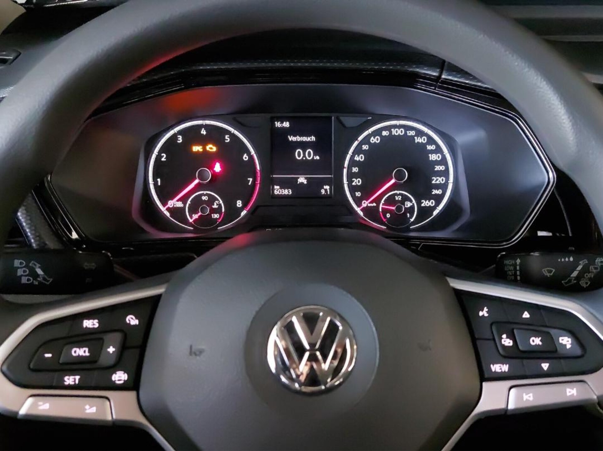 Volkswagen T-Cross Life