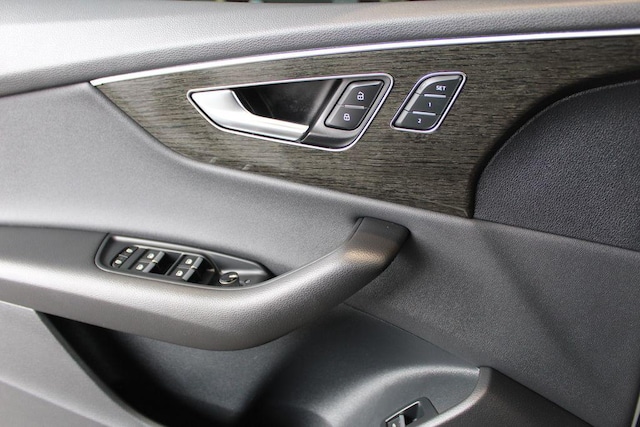 2023 Audi Q8 Premium - Photo 15
