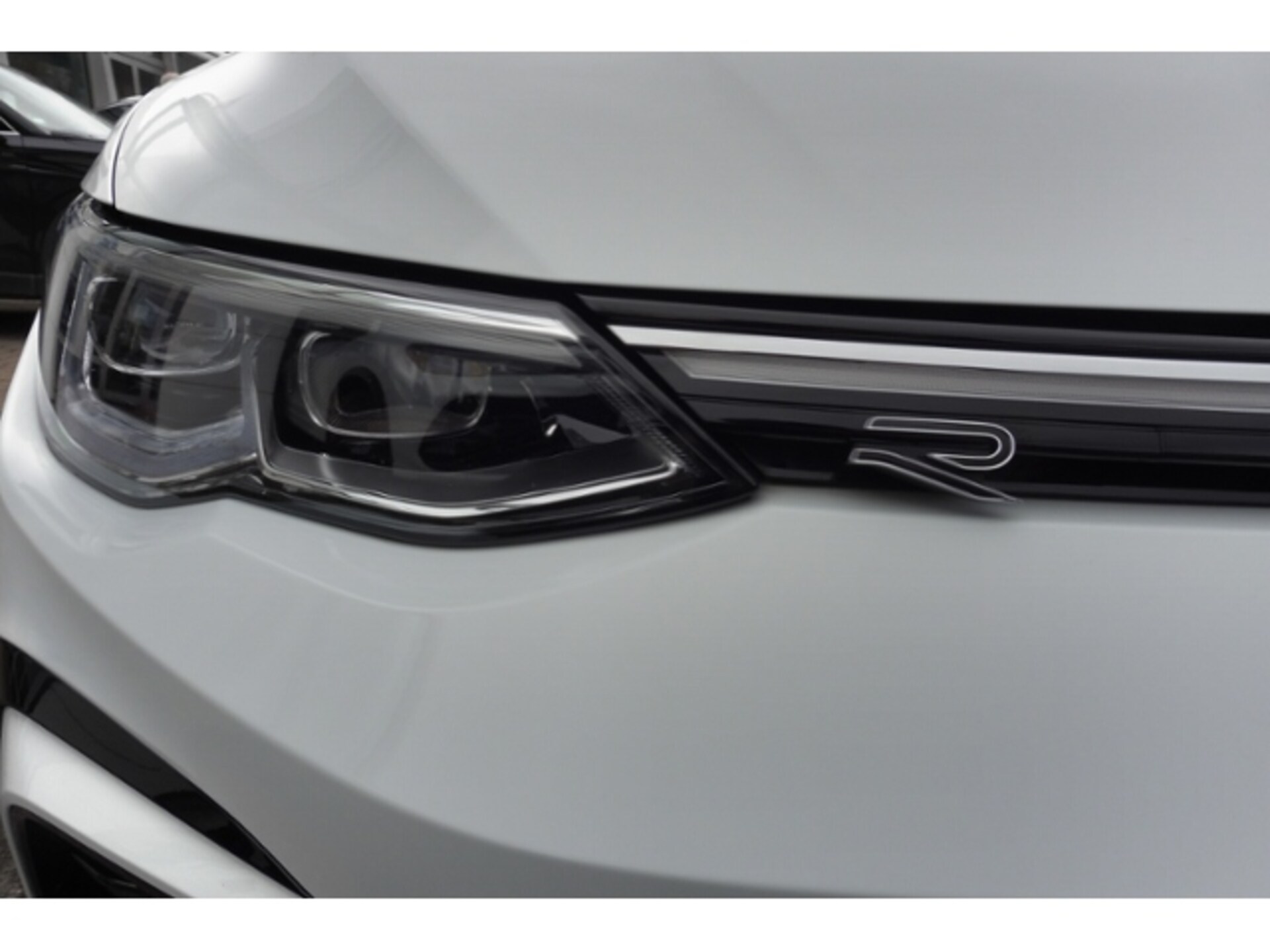 Volkswagen Golf Variant R-Line