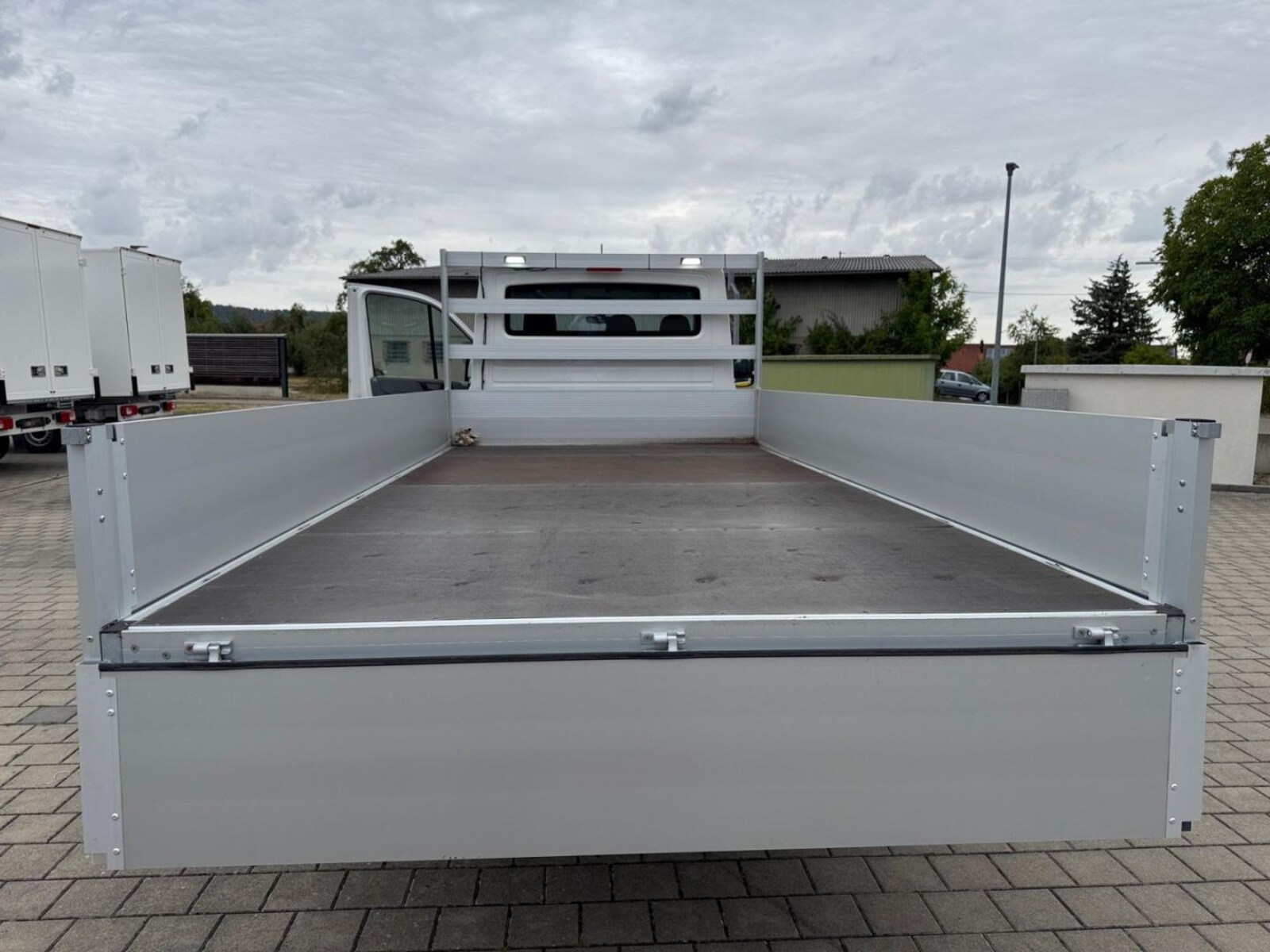 Volkswagen Crafter Einzelkabine langer Radstand – Bild 11