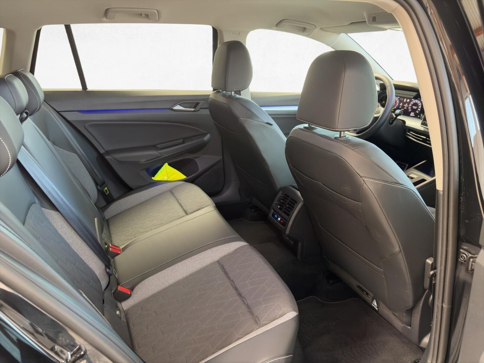 Volkswagen Golf Variant – Bild 9
