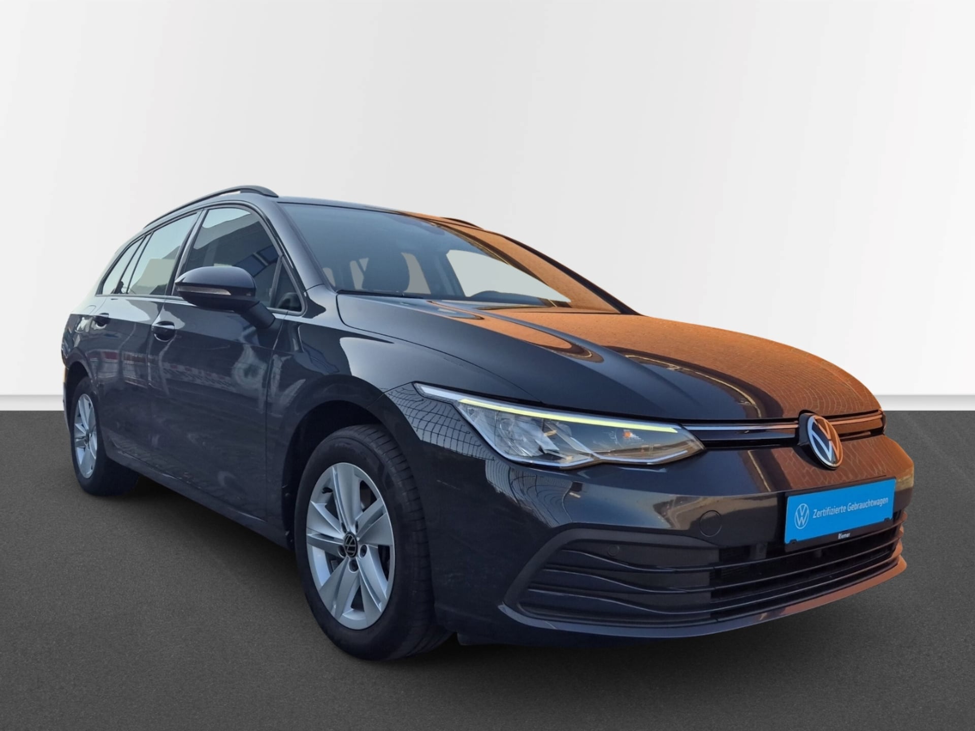 Volkswagen Golf Variant Life