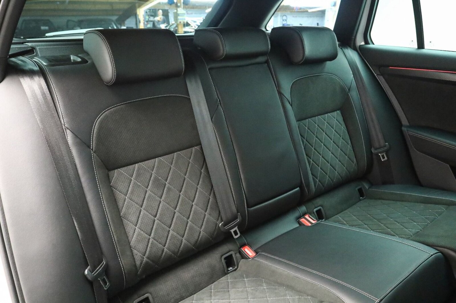Škoda Superb Combi – Bild 22
