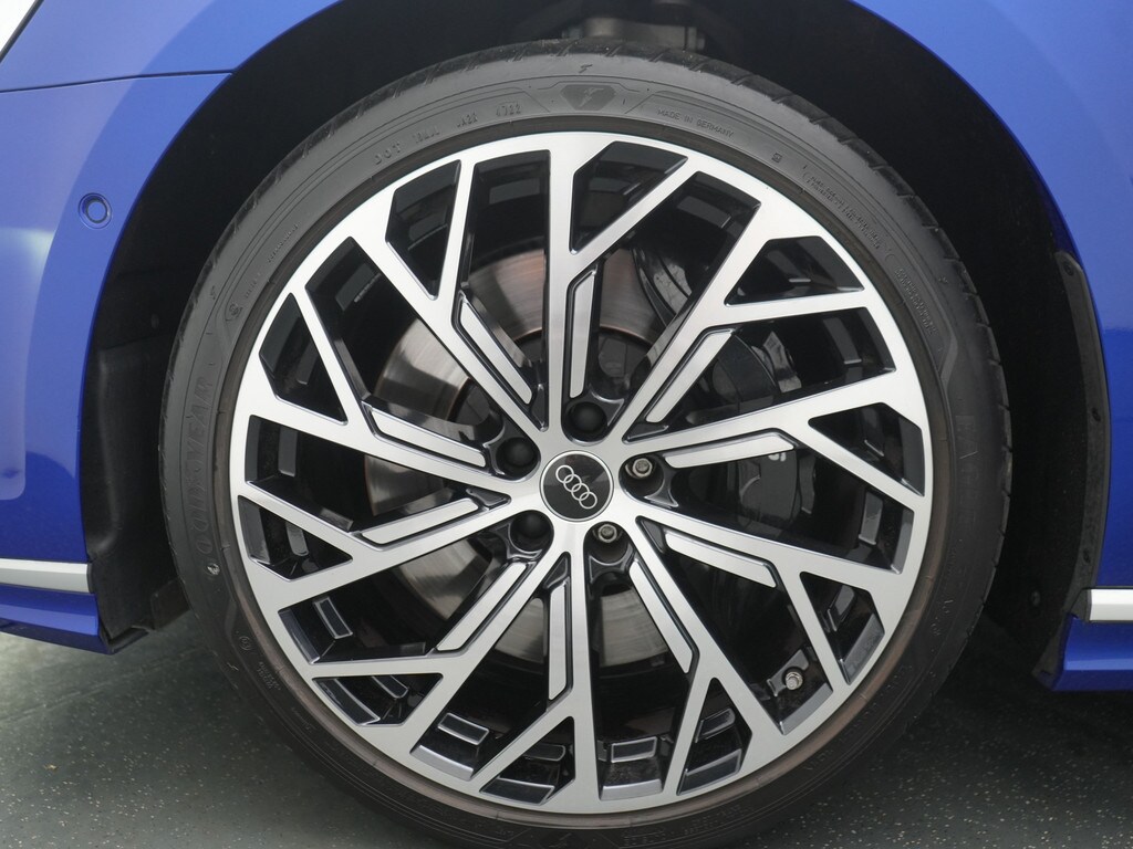 Image about Audi S8 TFSI quattro tiptronic