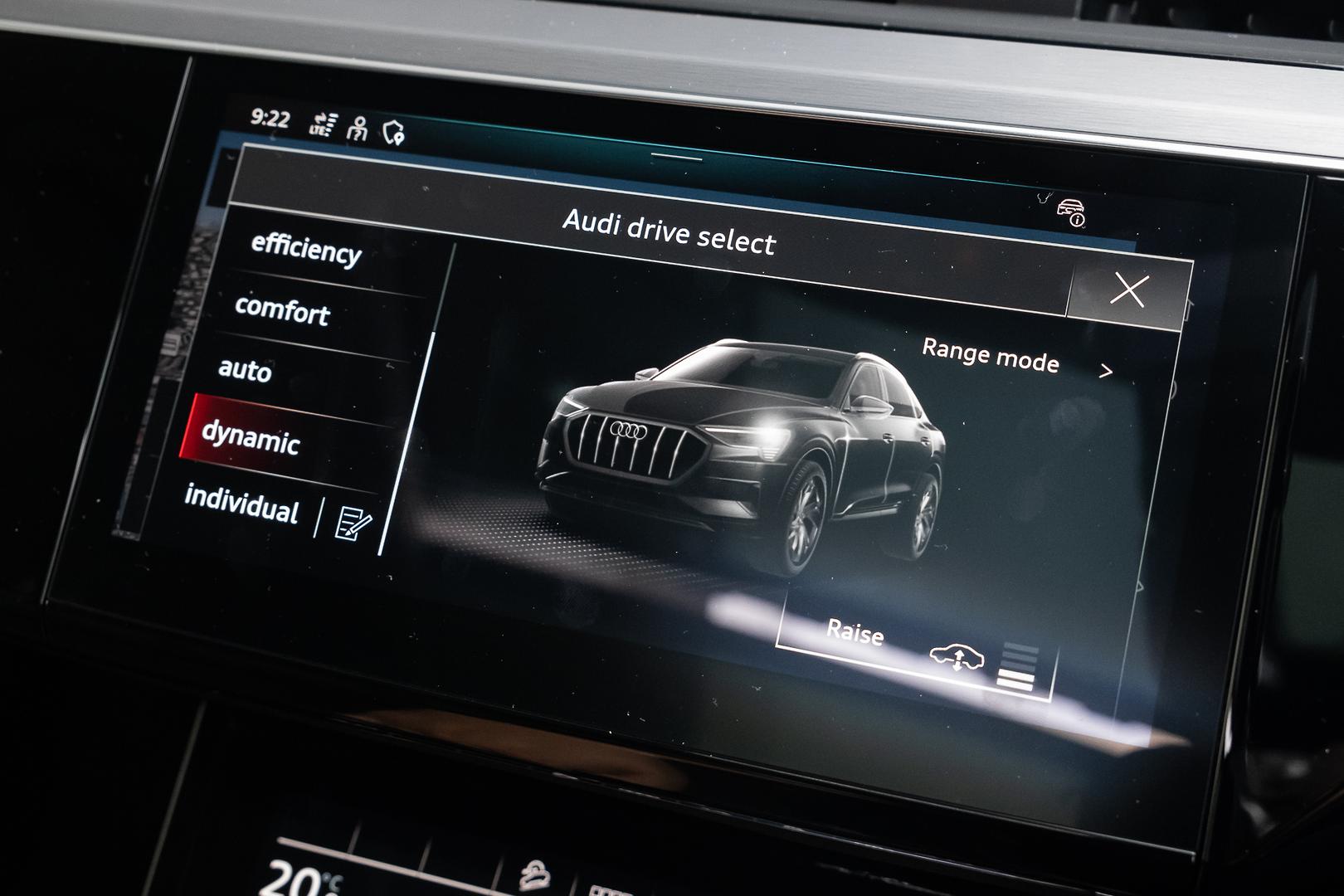 Image about Audi Q8 Sportback e-tron 55 e-tron quattro S line 300,00 kW