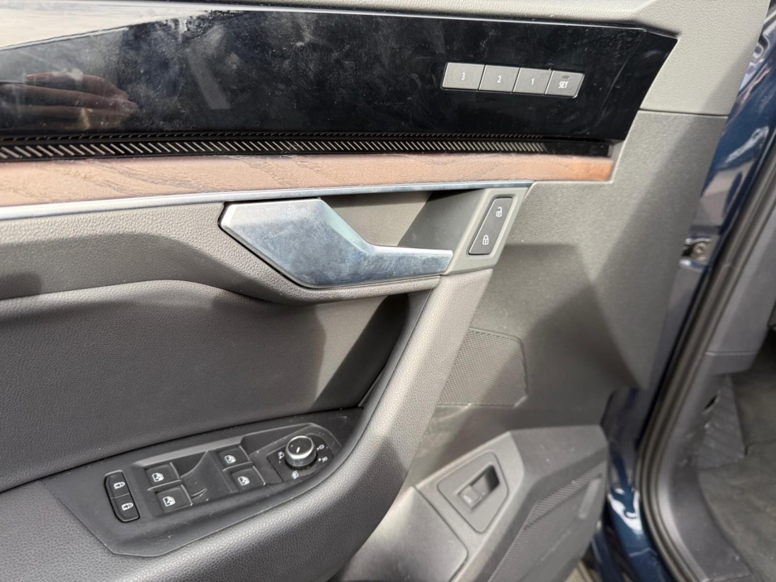 Volkswagen Touareg – Bild 15