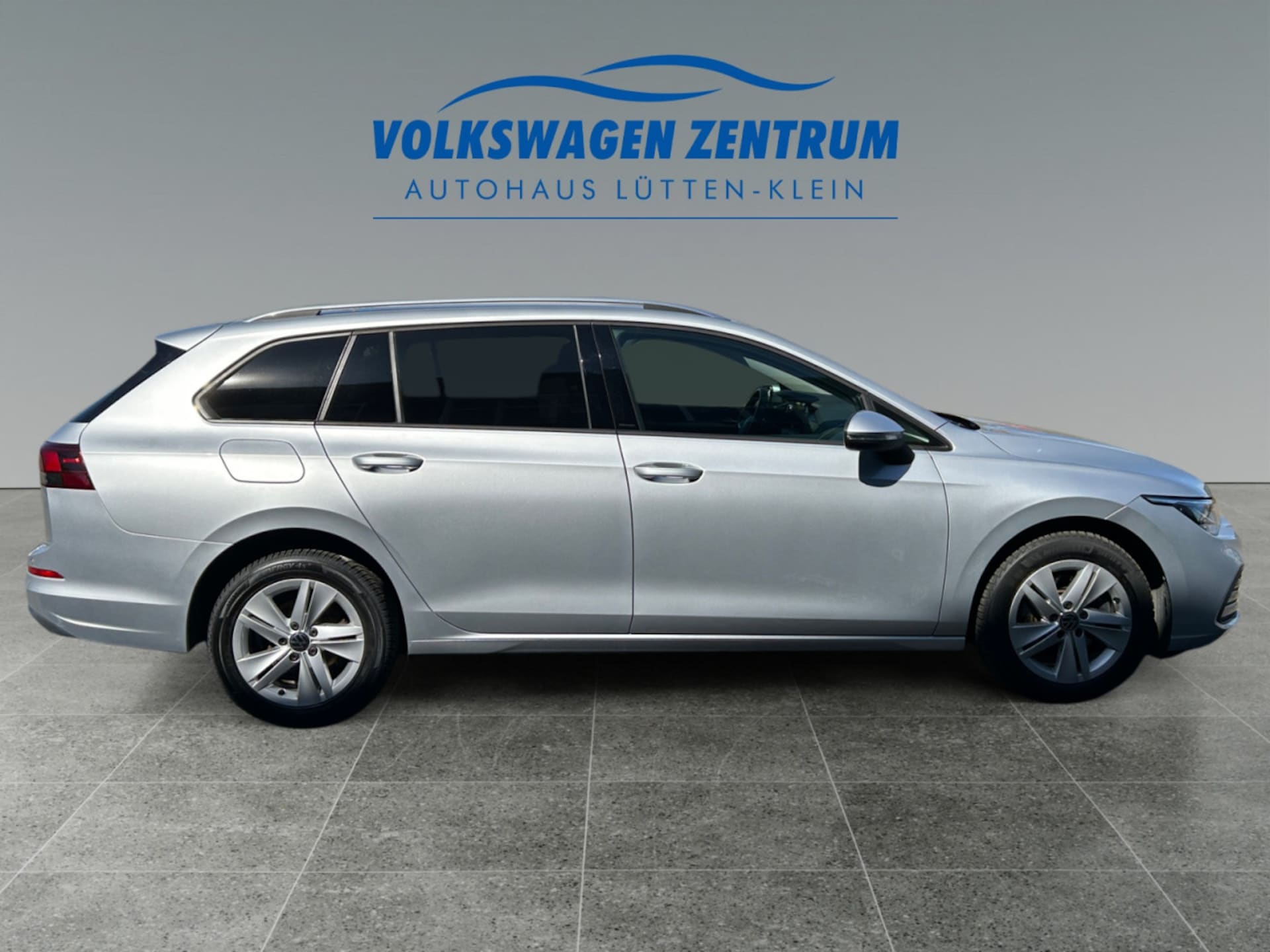 Volkswagen Golf Variant Life