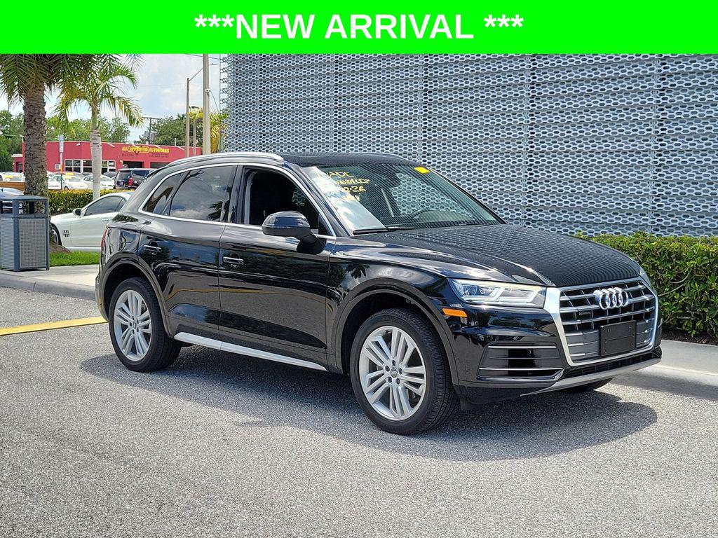 2020 Audi Q5 45 quattro S tronic Premium Plus's photo