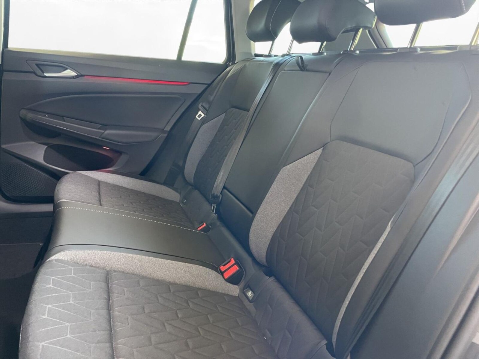 Volkswagen Golf Variant – Bild 8