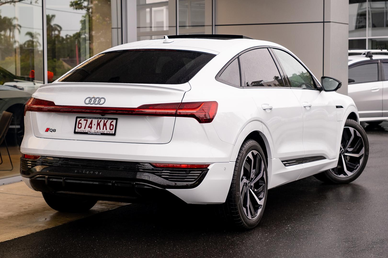 Image about Audi Q8 Sportback e-tron 55 e-tron quattro S line 300,00 kW