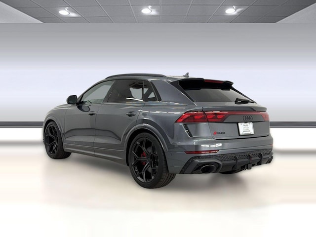 2026 Audi RS Q8 SUV performance