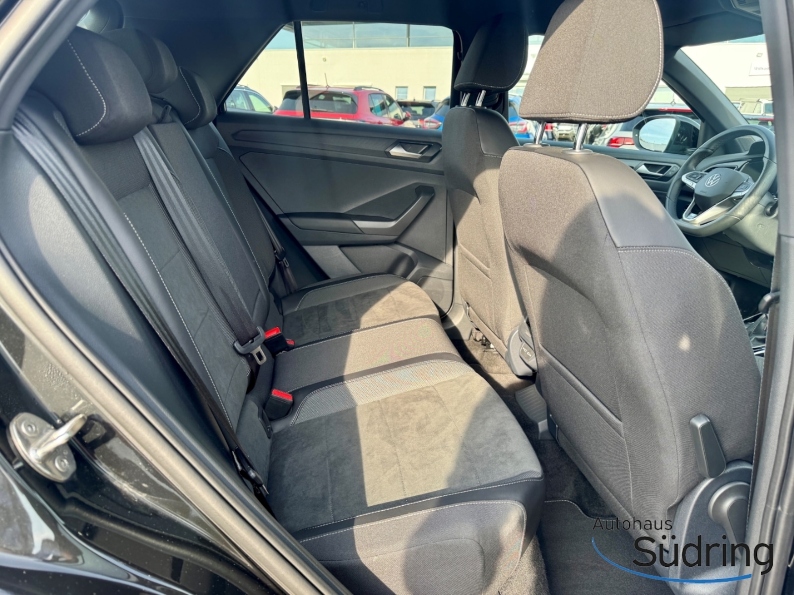 Volkswagen T-Roc – Bild 13