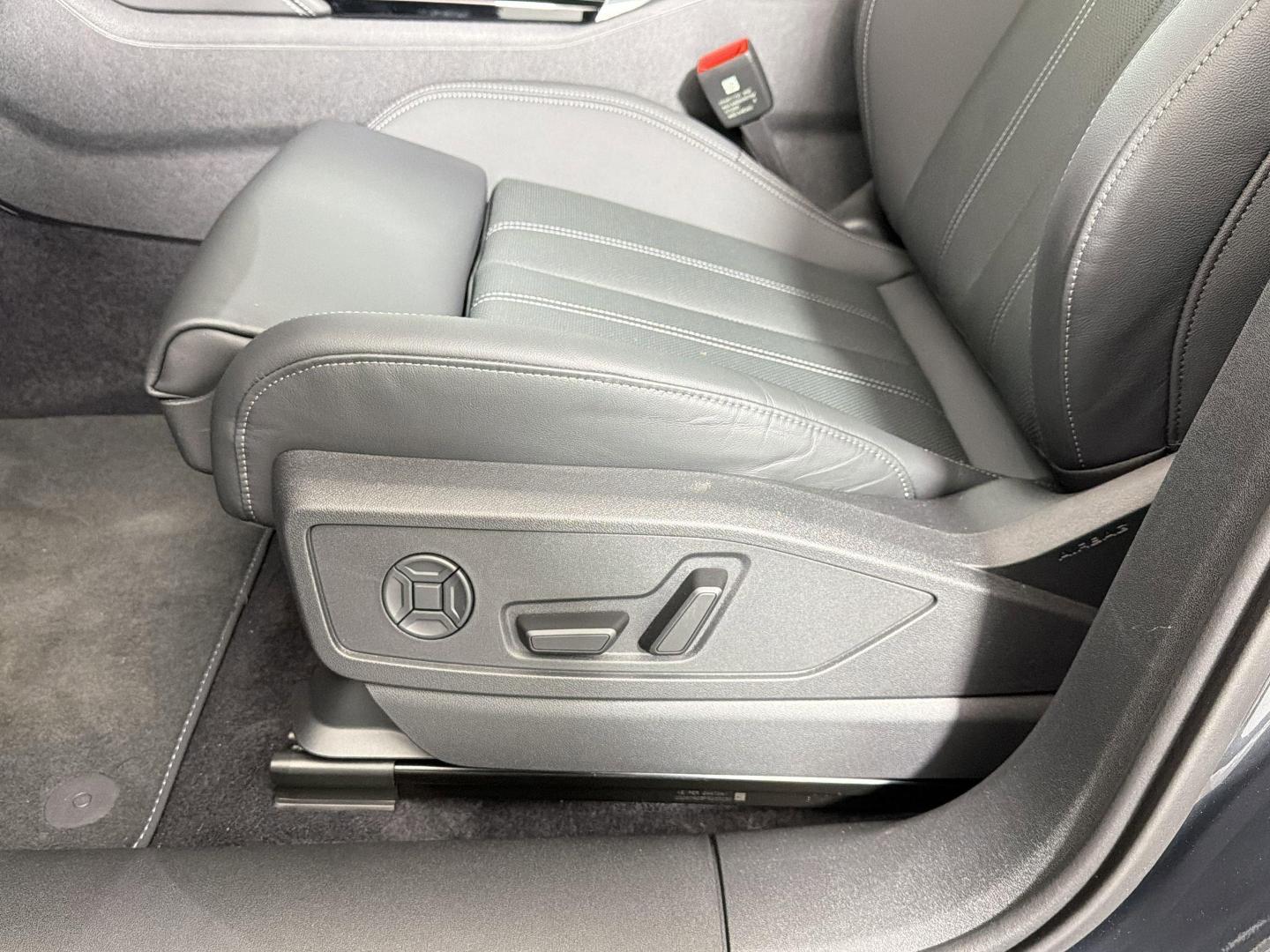 2025 Audi Q5 Premium Plus - Photo 13