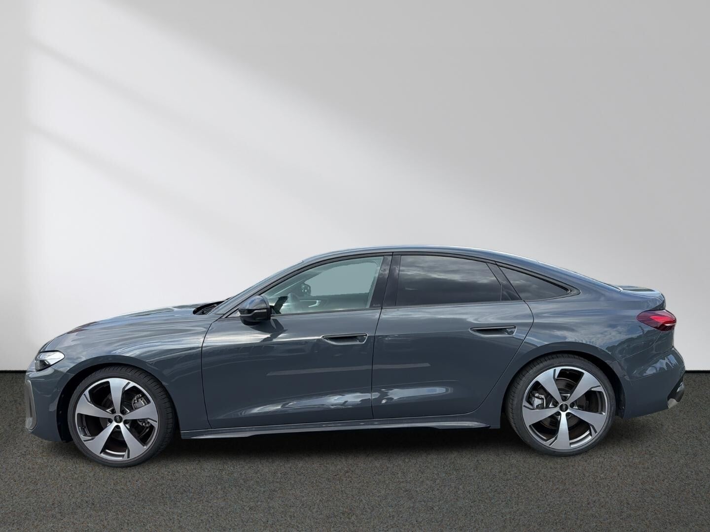 Bild über Audi A5 Limousine TDI 150 kW S tronic - für weitere Informationen kontaktieren Sie den Audi Partner