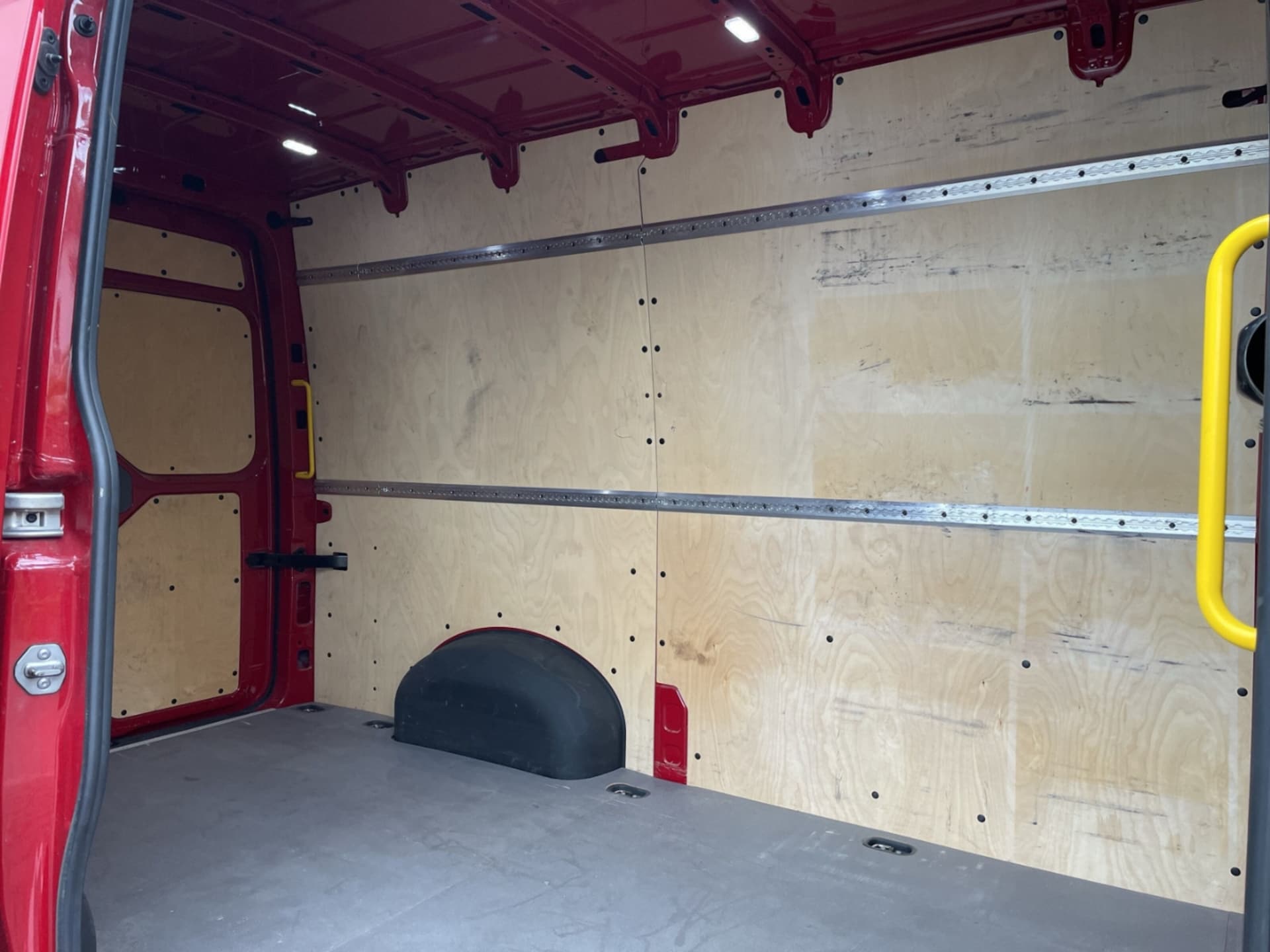 Volkswagen Crafter Kasten mittlerer Radstand