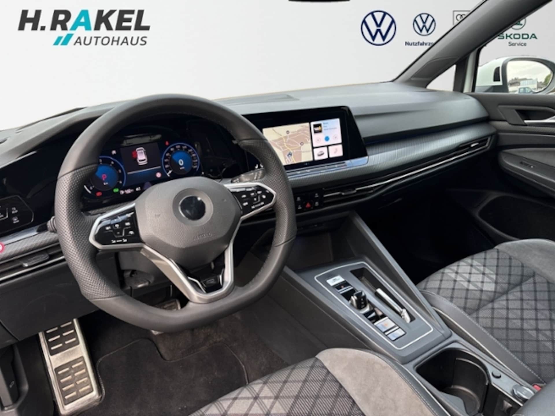 Volkswagen Golf Variant R-Line