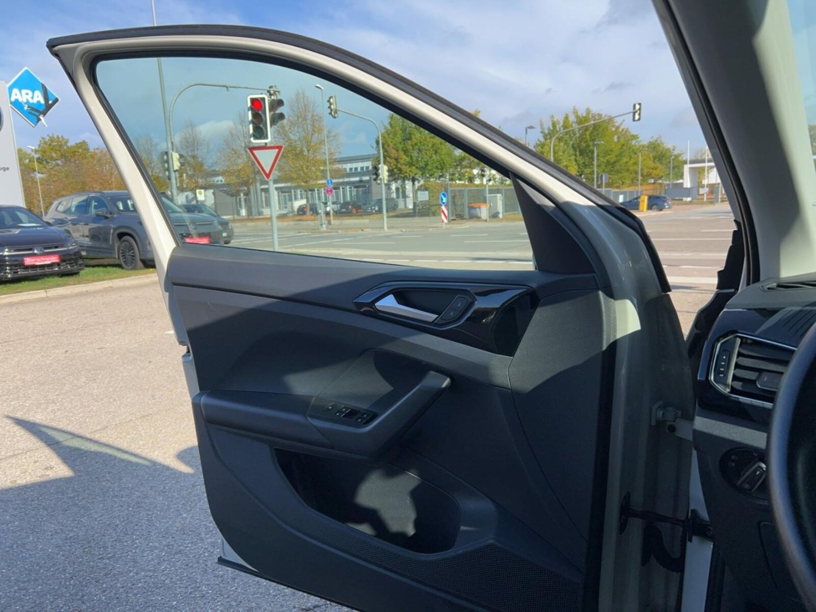 Volkswagen T-Cross – Bild 16