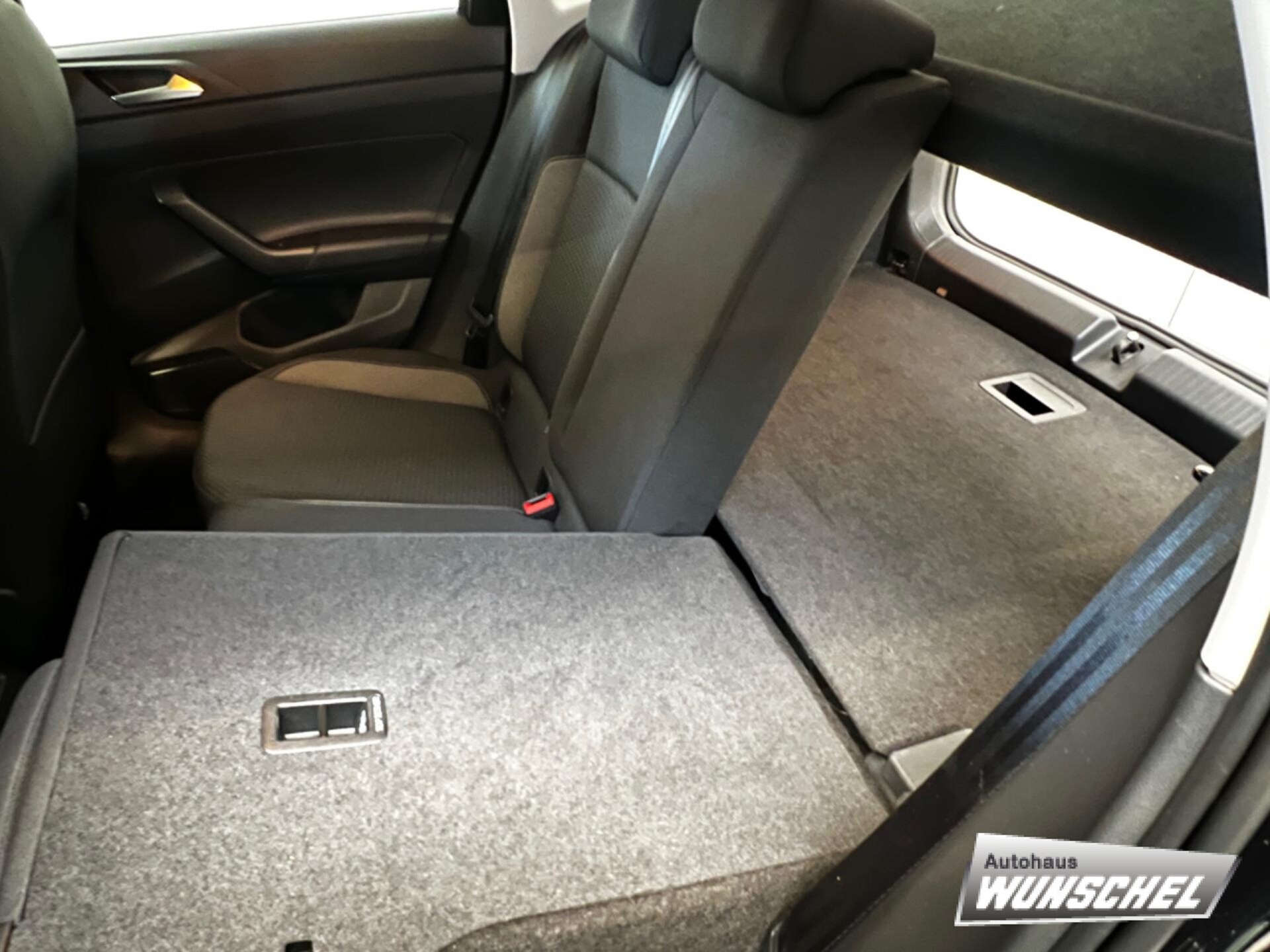 Volkswagen Polo Basis-Modell