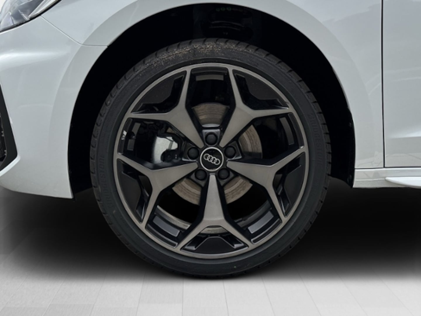 Bild über Audi A1 Sportback S line 35 TFSI S tronic - für weitere Informationen kontaktieren Sie den Audi Partner
