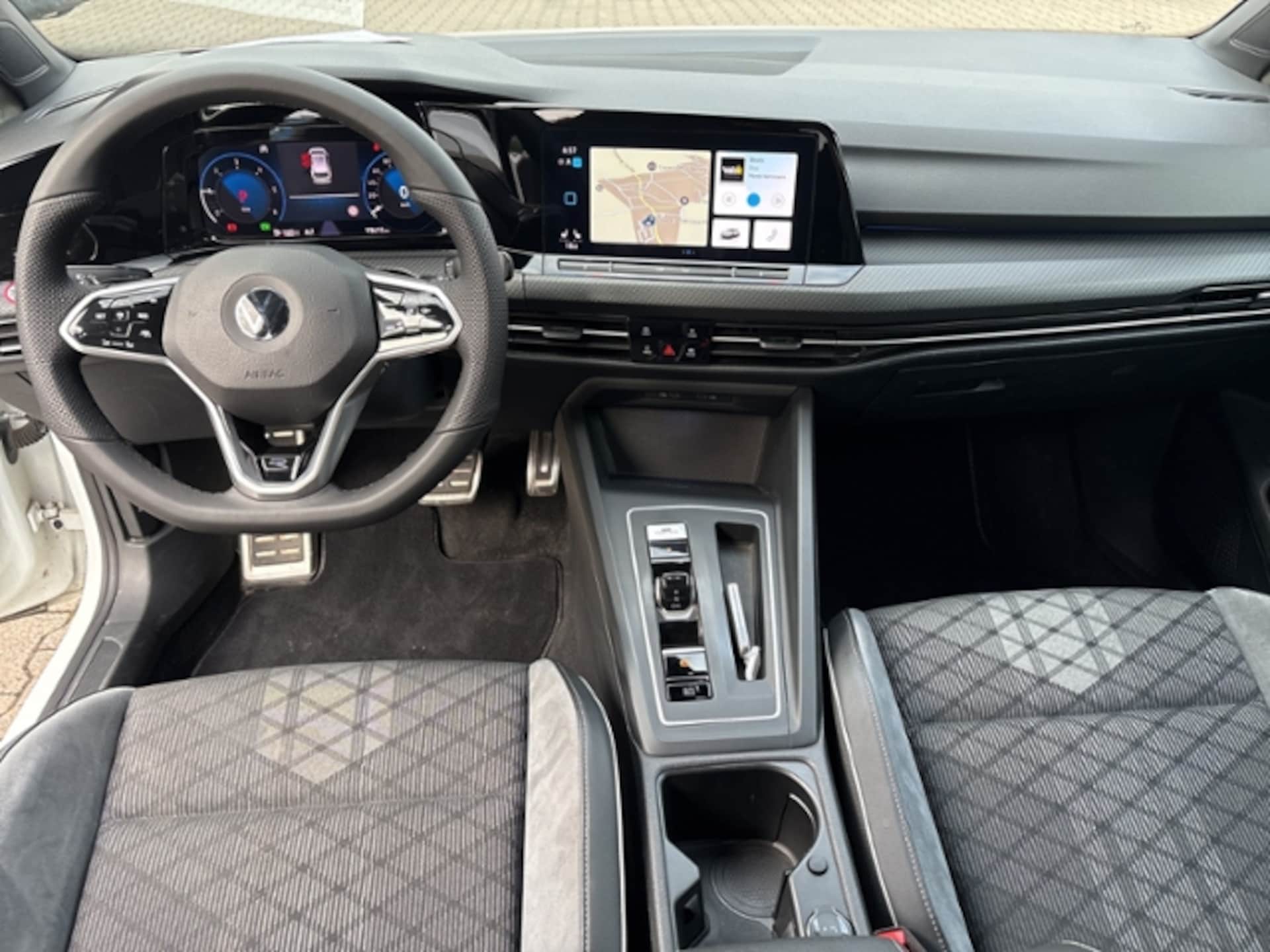 Volkswagen Golf Variant R-Line