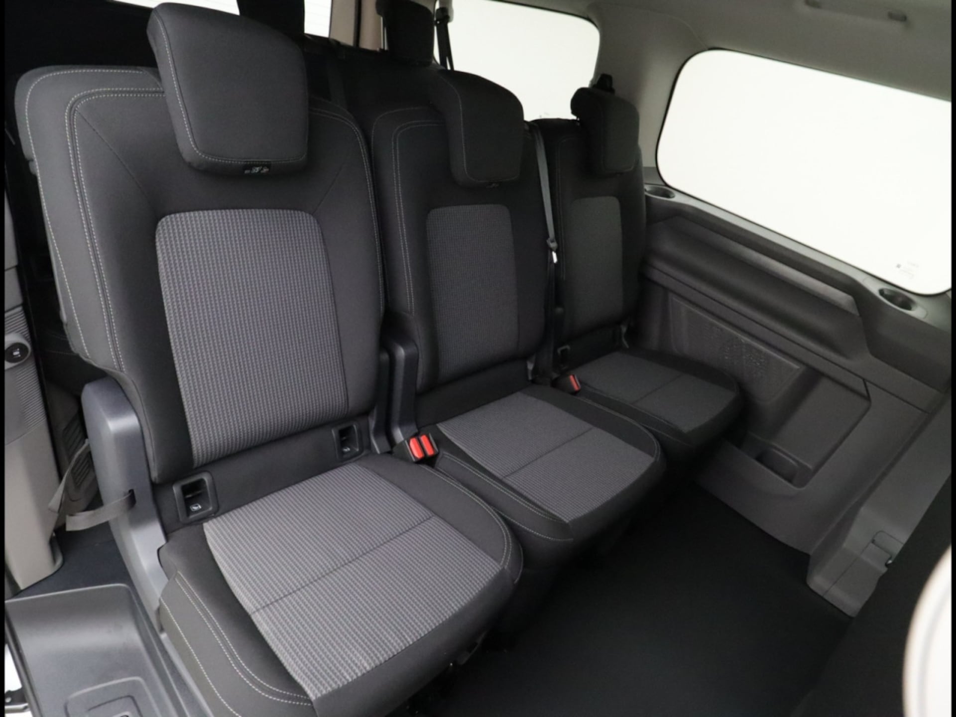 Volkswagen e-Caravelle