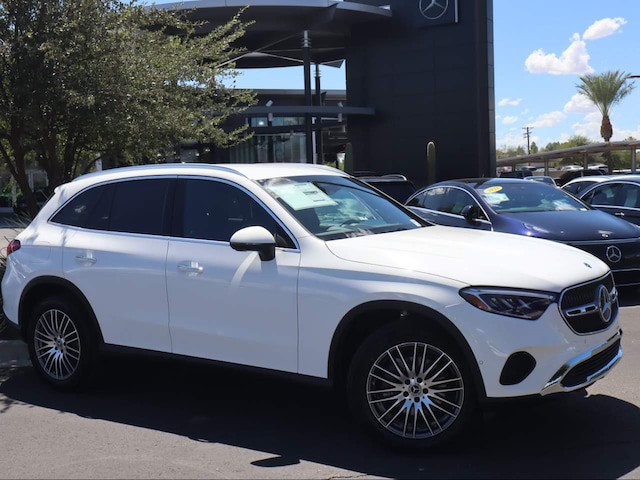2025 Mercedes-Benz GLC 300